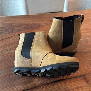 Sorel Chelsea Boots